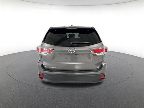 2016 Toyota Highlander LE