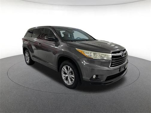 2016 Toyota Highlander LE
