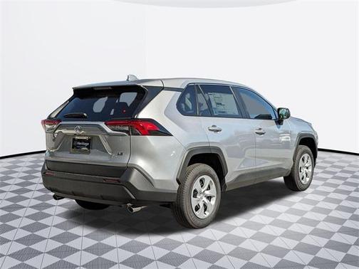 2025 Toyota RAV4 LE
