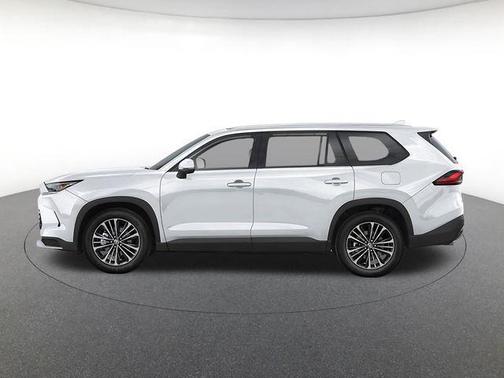 Pearl 2026 Toyota Grand Highlander Hybrid Platinum MAX