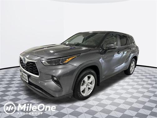 2024 Toyota Highlander Hybrid LE
