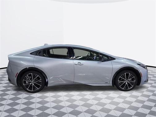 2023 Toyota Prius XLE