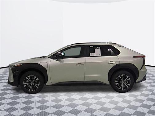 2025 Toyota bZ4X XLE