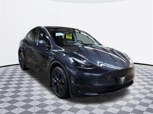 2024 Tesla Model Y Long Range Dual Motor All-Wheel Drive