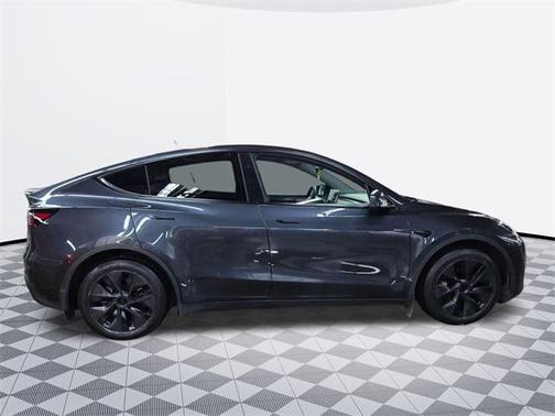 2024 Tesla Model Y Long Range Dual Motor All-Wheel Drive
