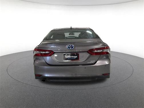 2021 Toyota Camry Hybrid XLE