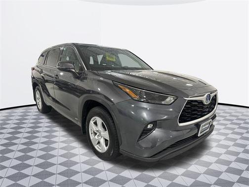 2022 Toyota Highlander Hybrid LE