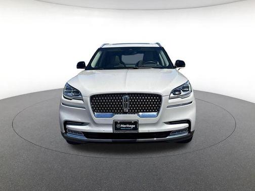 Ceramic White 2021 Lincoln Aviator Reserve AWD