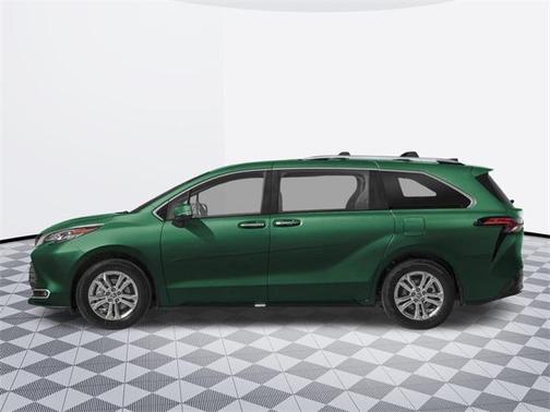 2025 Toyota Sienna Platinum 7 Passenger