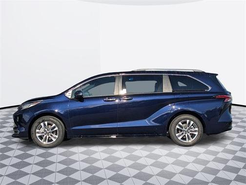 2025 Toyota Sienna Limited 7-Passenger