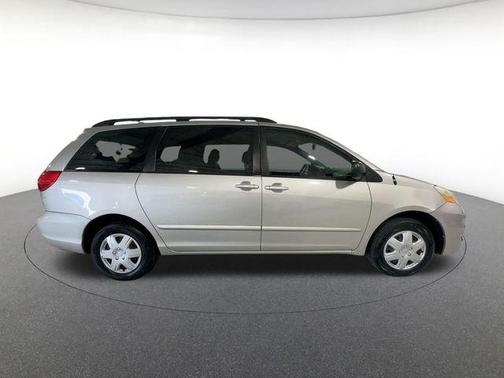 2010 Toyota Sienna CE