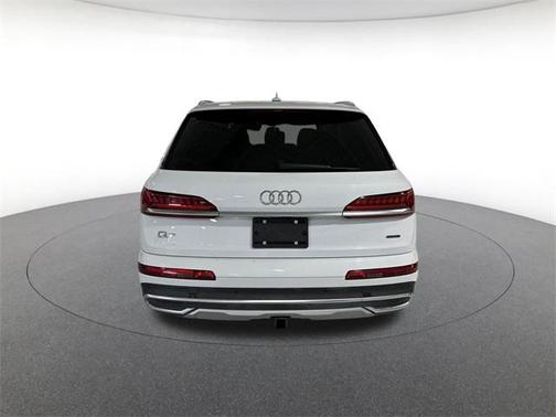 2021 Audi Q7 55 Prestige