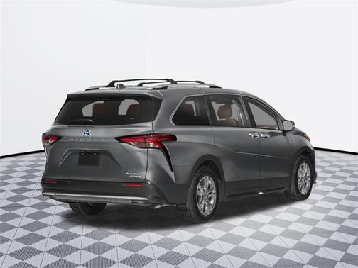2025 Toyota Sienna Platinum 7 Passenger