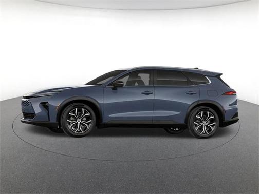 2025 Toyota Crown Signia XLE