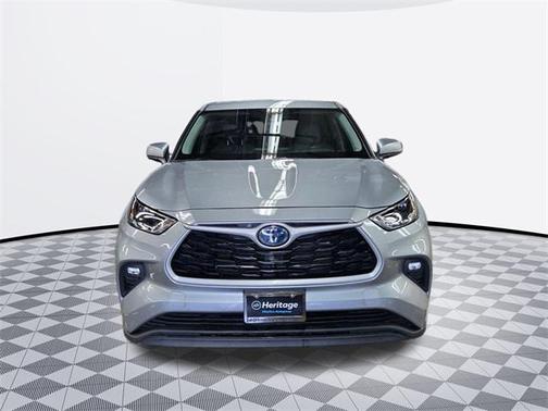 2024 Toyota Highlander Hybrid LE