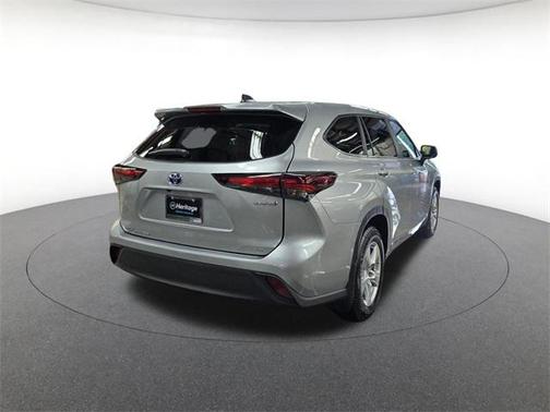 2024 Toyota Highlander Hybrid LE