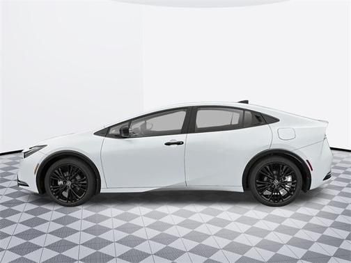 2025 Toyota Prius L