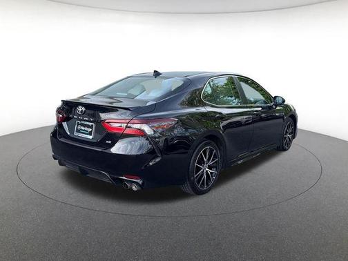 Midnight Black Metallic 2024 Toyota Camry SE