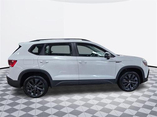 2022 Volkswagen Taos 1.5T S