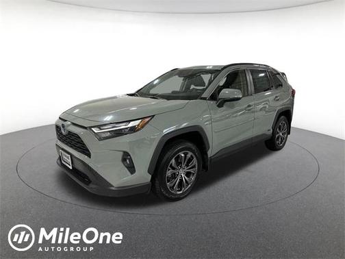 2022 Toyota RAV4 Hybrid XLE Premium