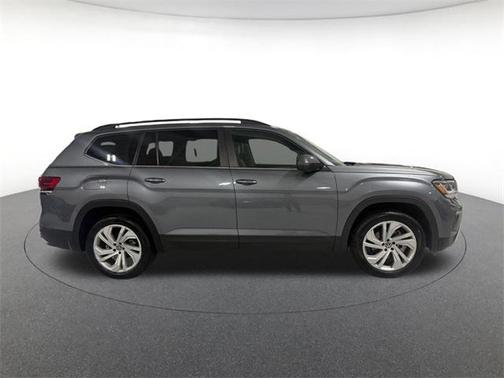 2022 Volkswagen Atlas 3.6L SE w/Technology
