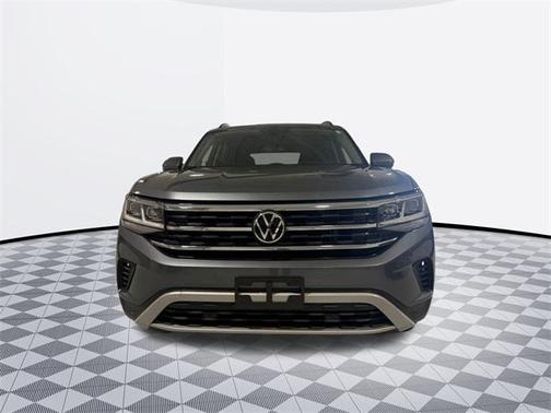 2022 Volkswagen Atlas 3.6L SE w/Technology