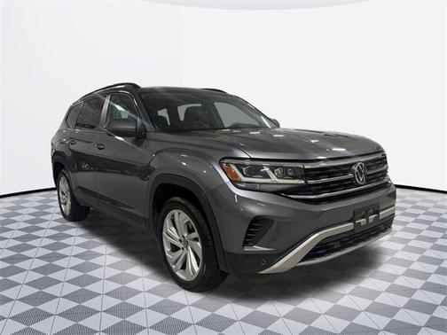 2022 Volkswagen Atlas 3.6L SE w/Technology