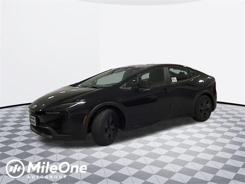 2025 Toyota Prius LE