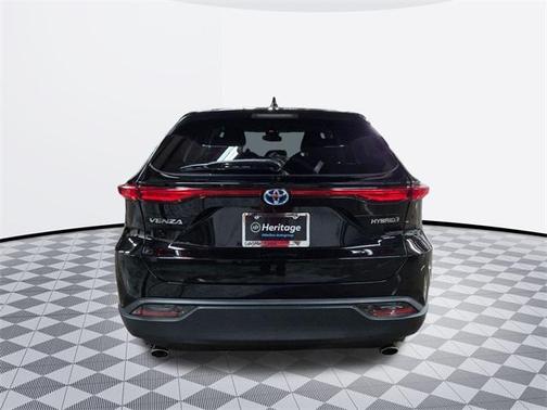 2021 Toyota Venza LE