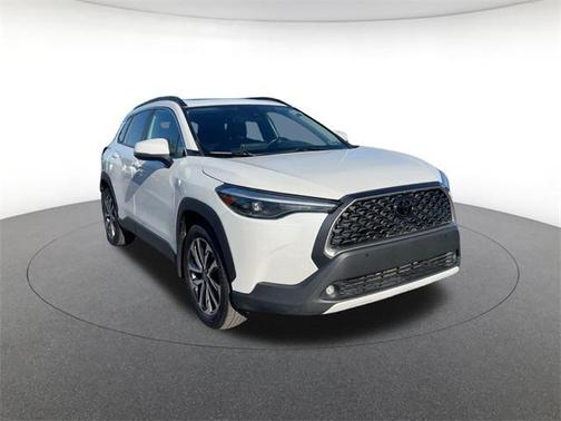 2022 Toyota Corolla Cross XLE