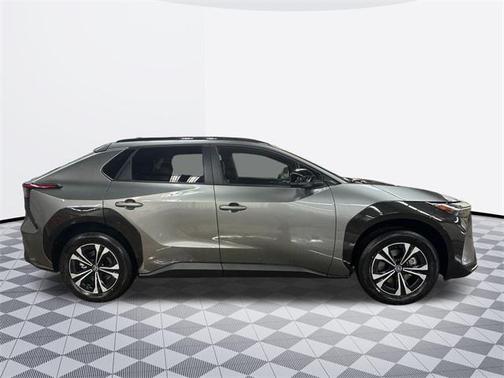 2024 Toyota bZ4X XLE