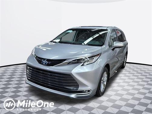2024 Toyota Sienna Limited 7-Passenger