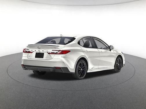 Ice 2026 Toyota Camry SE