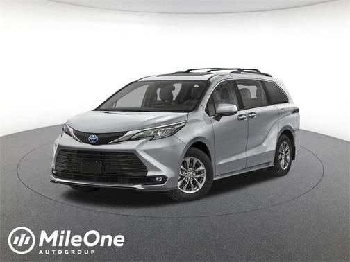 2025 Toyota Sienna XLE 7 Passenger