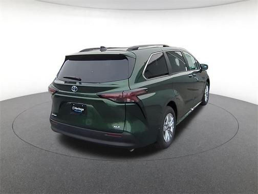 2025 Toyota Sienna XLE 7 Passenger