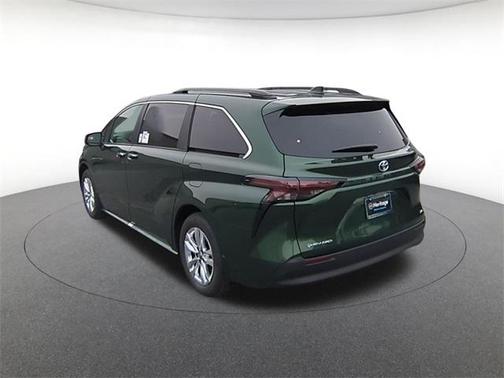 2025 Toyota Sienna XLE 7 Passenger