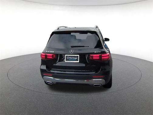 2025 Mercedes-Benz GLB 250 4MATIC