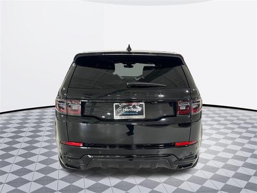 2025 Land Rover Discovery Sport Dynamic SE
