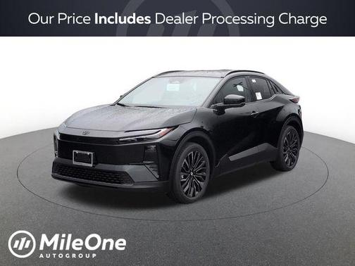 Midnight Black 2026 Toyota C-HR XSE