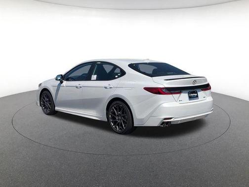 Pear 2026 Toyota Camry XSE