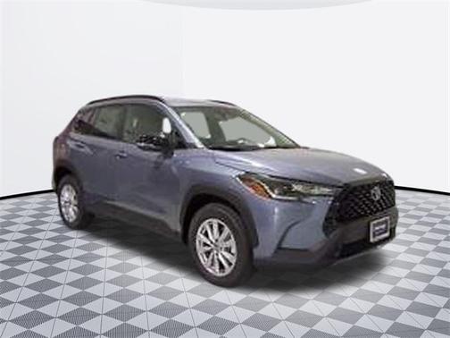 2025 Toyota Corolla Cross LE