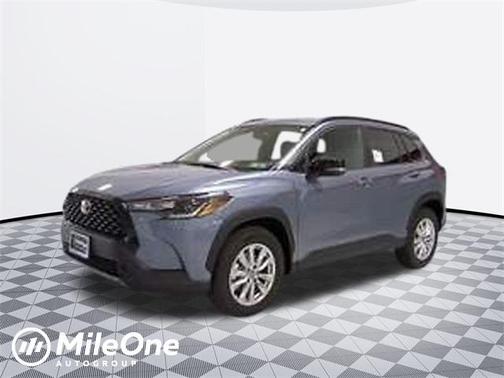 2025 Toyota Corolla Cross LE