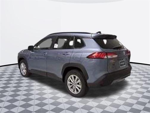 2025 Toyota Corolla Cross LE