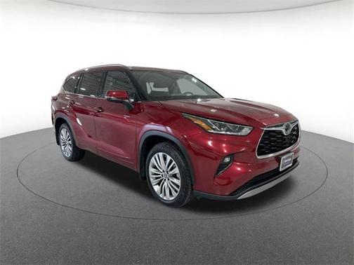 2022 Toyota Highlander Platinum