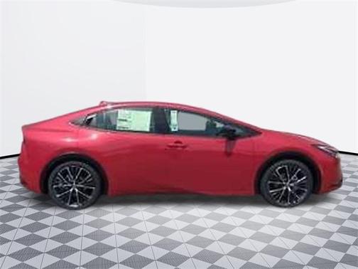 2025 Toyota Prius L