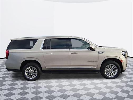2023 GMC Yukon XL SLT