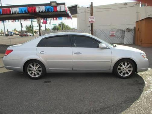 2007 Toyota Avalon XL