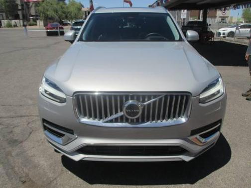 Silver 2023 Volvo XC90 B5 Plus Bright