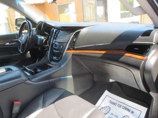 2019 Cadillac Escalade Luxury