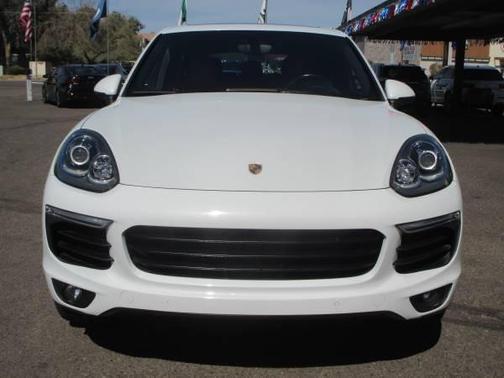 2016 Porsche Cayenne Cayenne